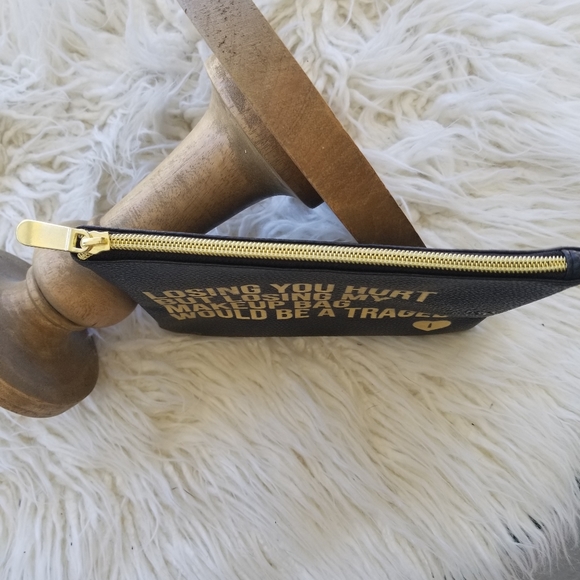 Makeup Bag - Picture 3 of 3